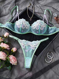 Conjunto de Lingerie Verde em Tule com Bordado Floral – Sutiã com Aro e Fio-Dental