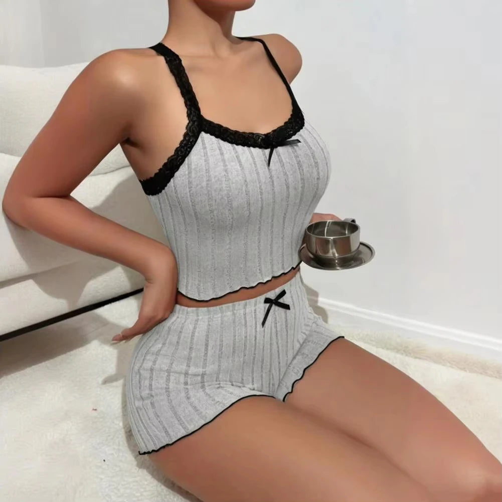 Conjunto Pijama Short com Alças e Laço Estampado Cetim Feminino