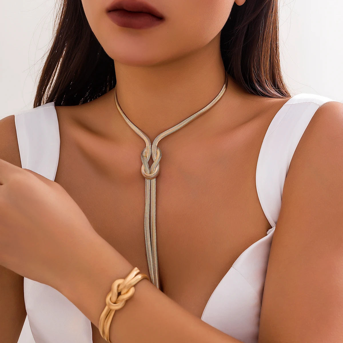 Conjunto 2 Peças Colar e Pulseira Corrente Torcida Estilo Y2K