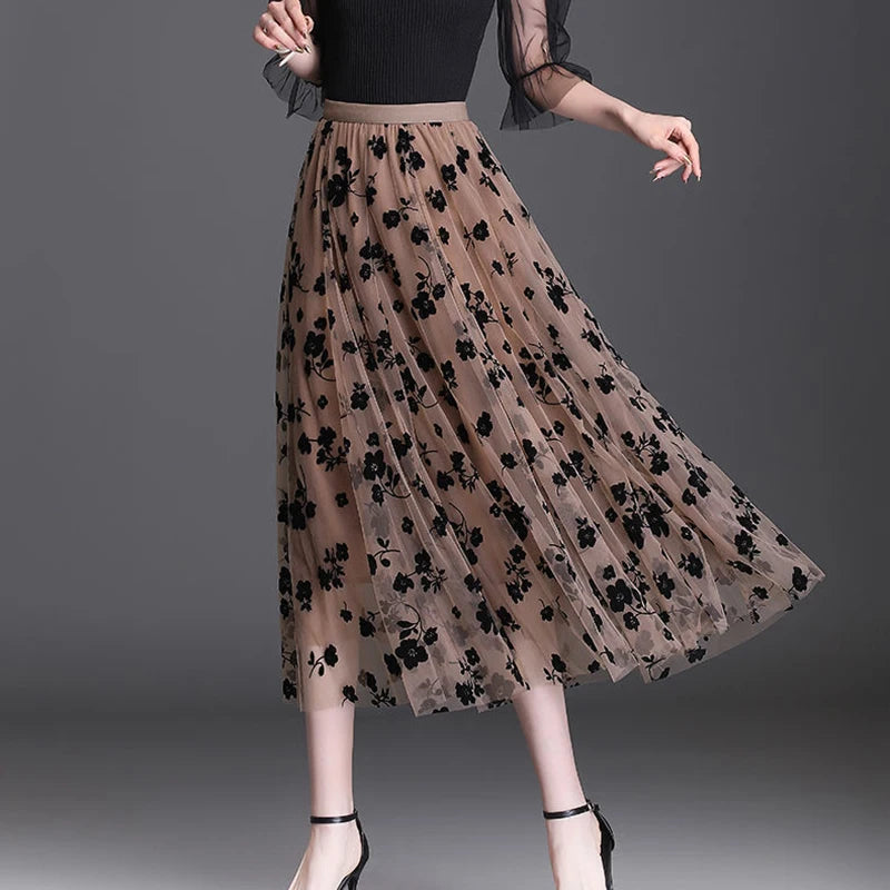 Saia Midi de Tule com Flores Bordadas Cintura Alta – Estilo Coreano