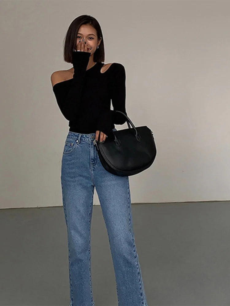 Blusa Feminina Slim Ombro Único com Gola Assimétrica