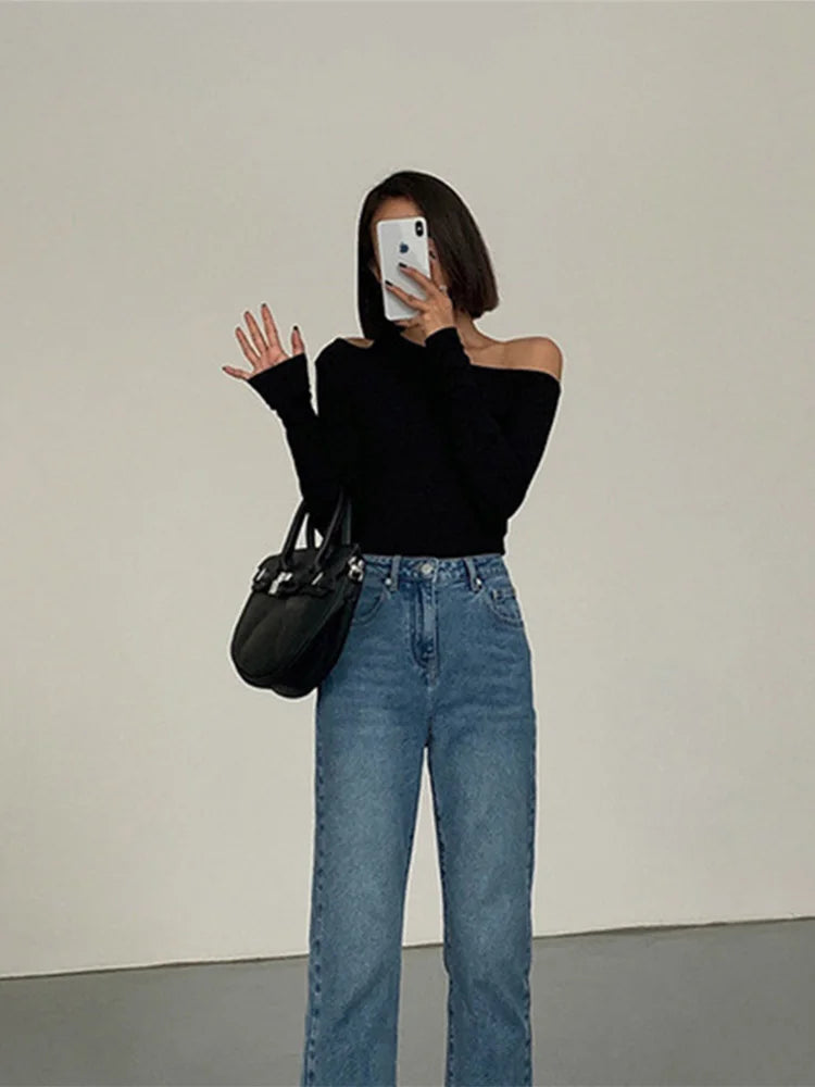 Blusa Feminina Slim Ombro Único com Gola Assimétrica