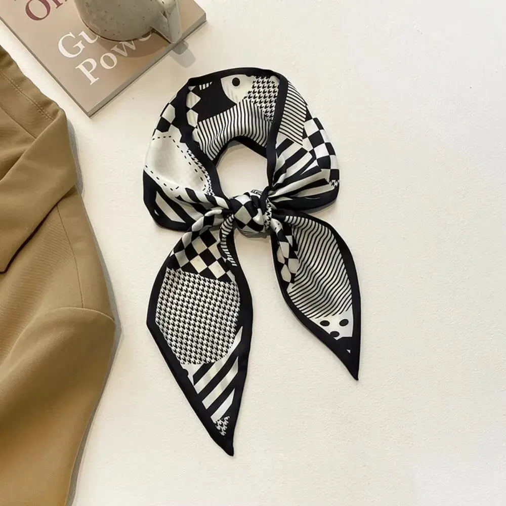 Lenço Fino de Cetim Estampado para Cabelo e Bolsa – Fita Twilly Feminina