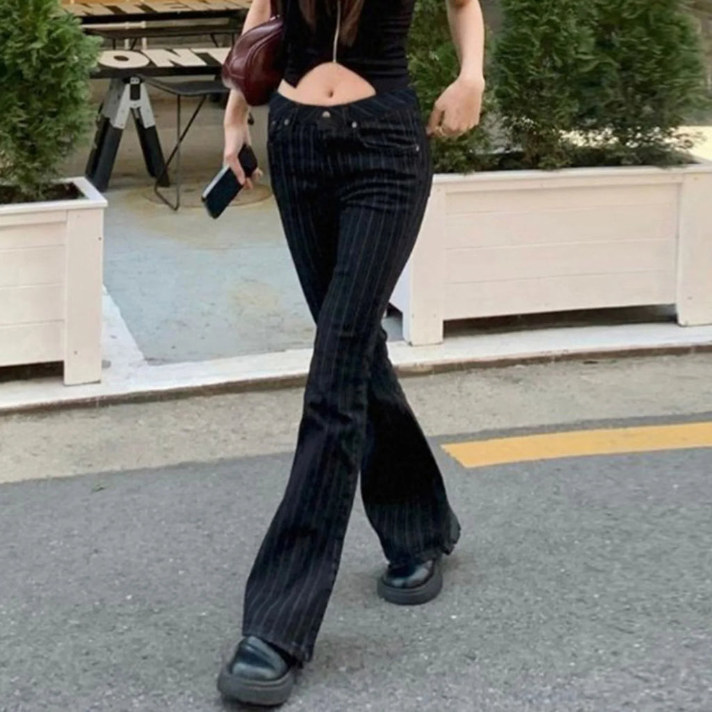 Calça Jeans Boot Cut Y2K Cintura Baixa Preta Listrada