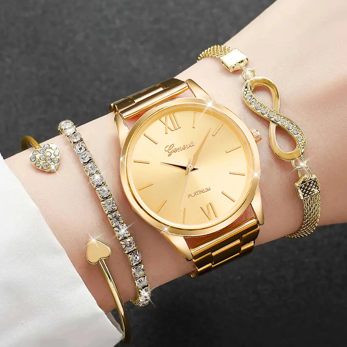 Conjunto 4 Peças Relógio Feminino com Strass e Pulseiras