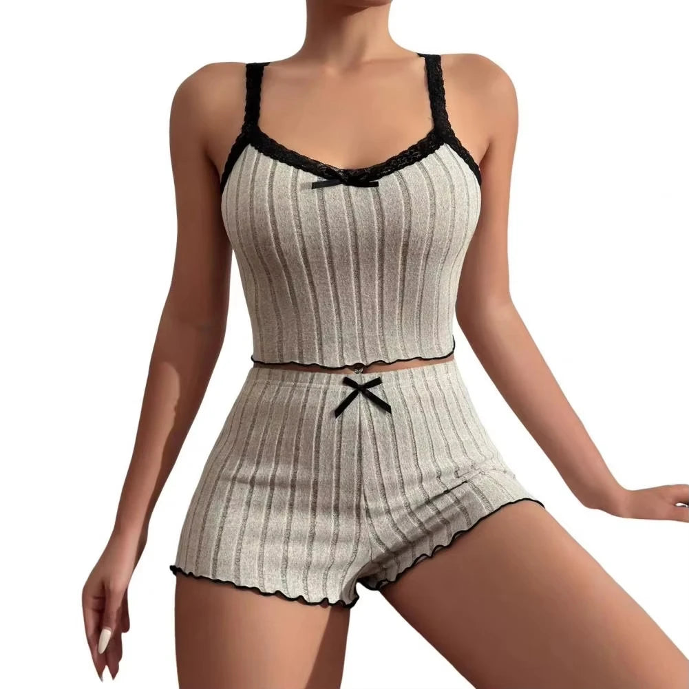 Conjunto Pijama Short com Alças e Laço Estampado Cetim Feminino