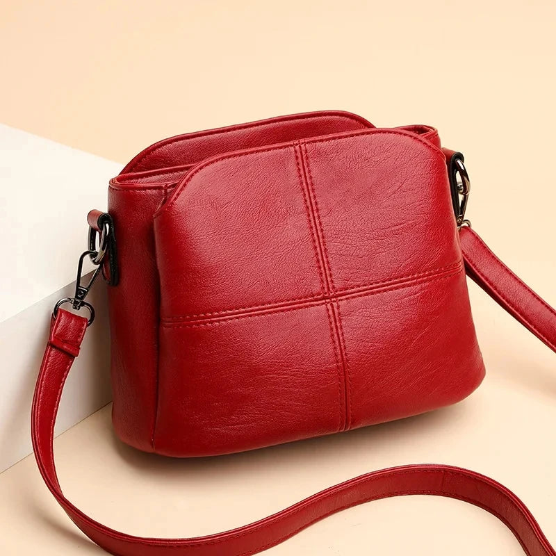 Bolsa Quadrada Macia Transversal Feminina