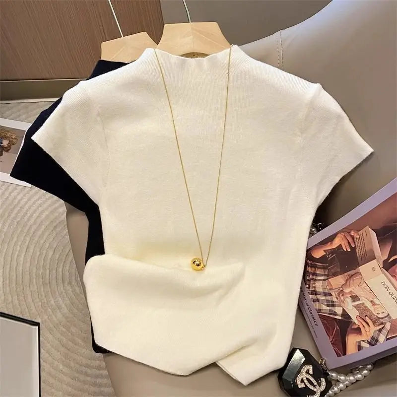 Suéter Feminino Básico de Tricô Gola Alta Manga Curta – Slim Ajustado de Verão