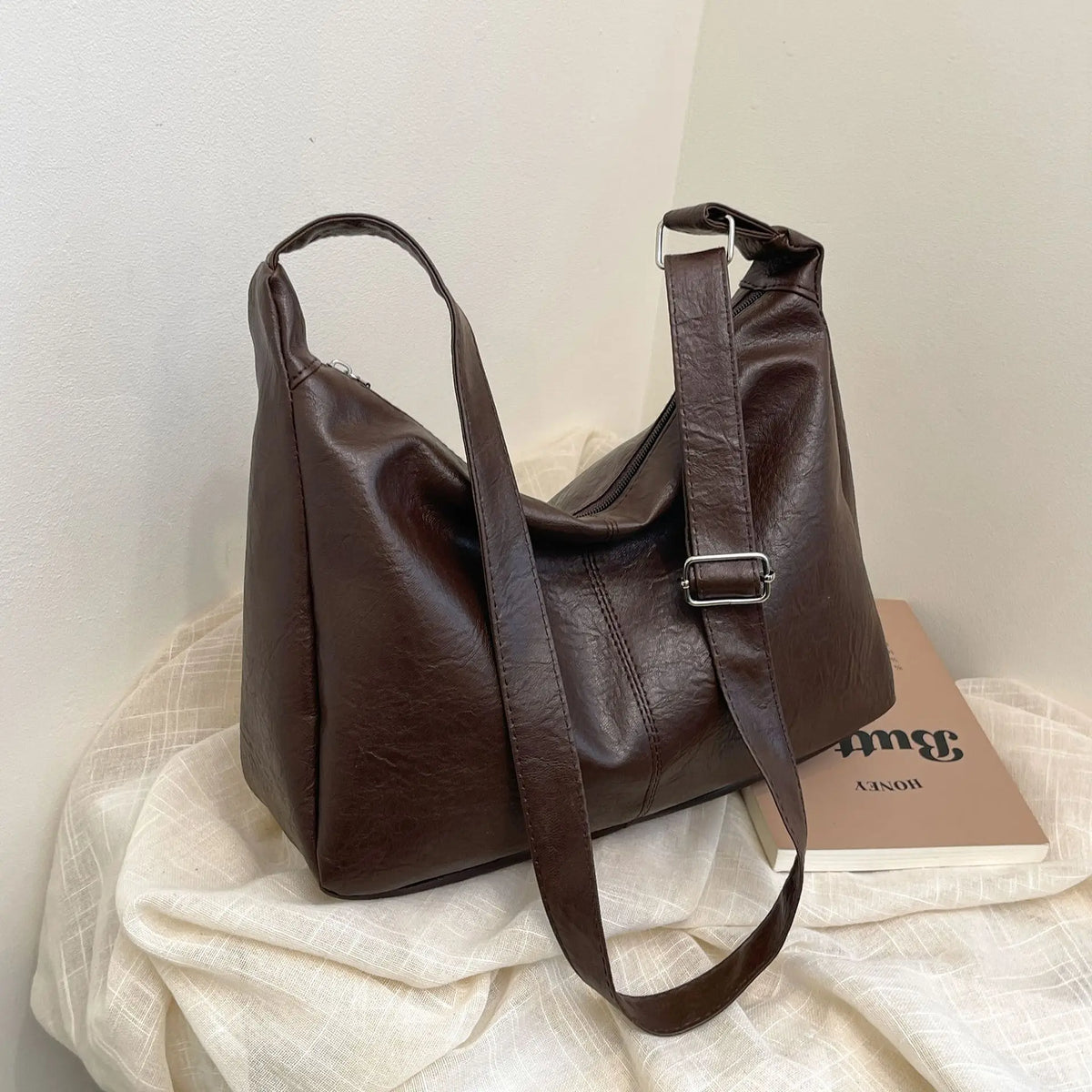 Bolsa Tote Vintage Casual Grande – Material Sintético Café