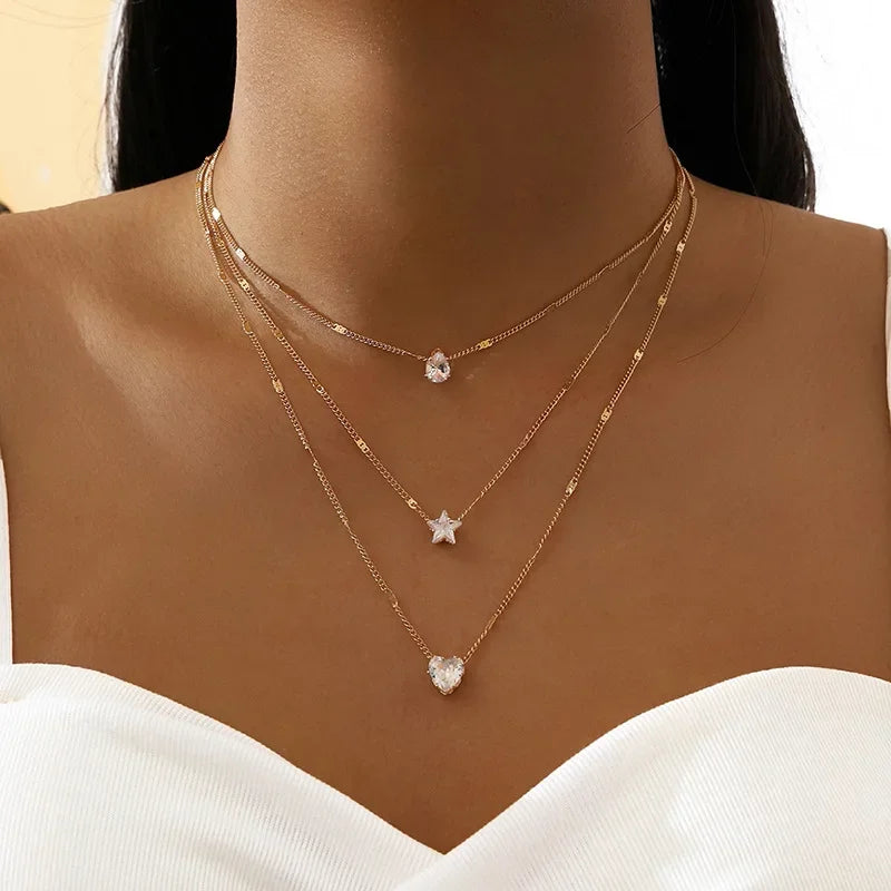Colar Feminino Coração com Zircônia e Corrente em Camadas – 5 Modelos