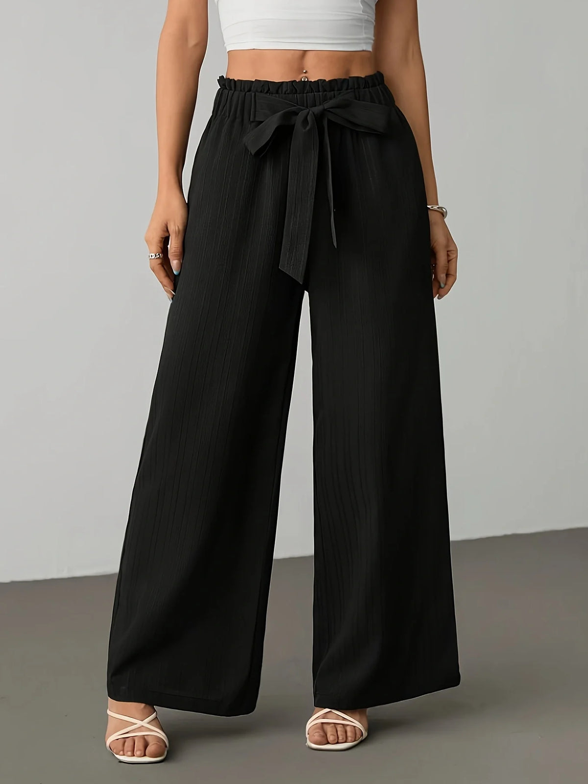 Calça Feminina Pantalona com Cós de Babado e Amarração