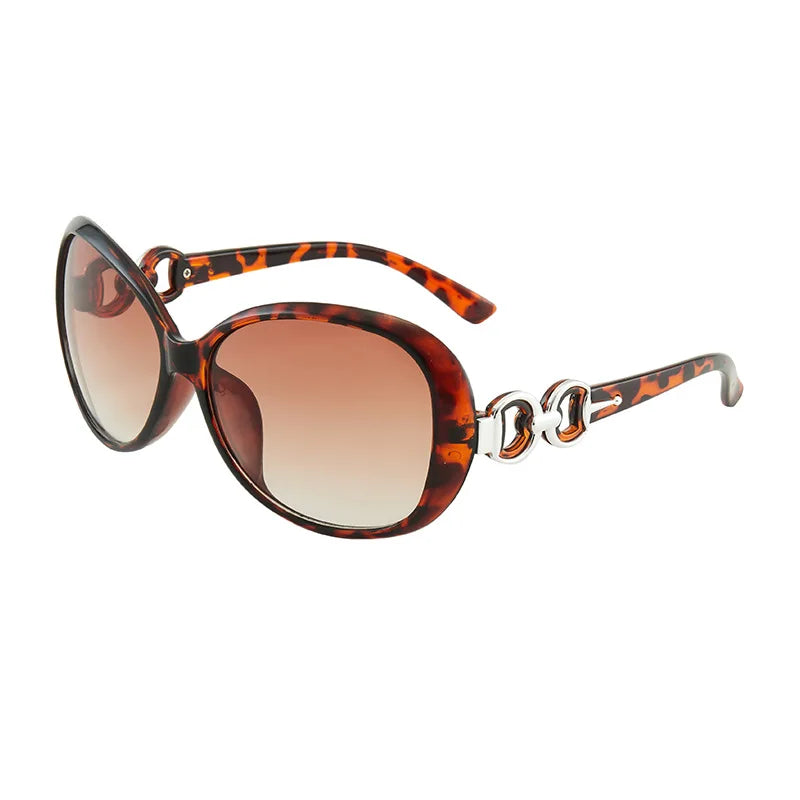 Óculos de Sol Feminino Oval Grande Clássico – Lente Degradê UV400