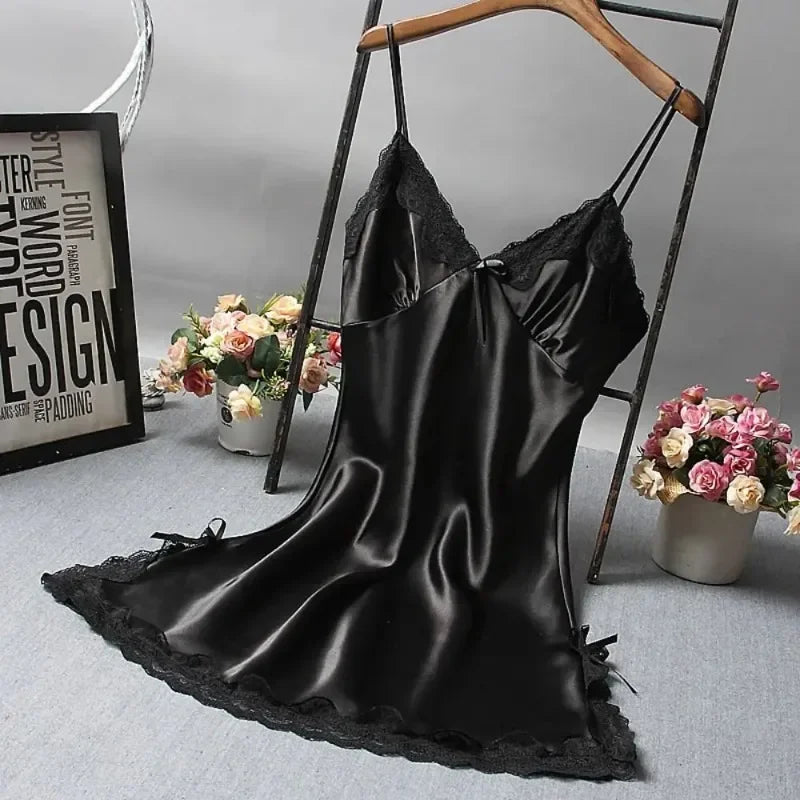 Camisola de Renda com Detalhes Patchwork Lingerie Sexy