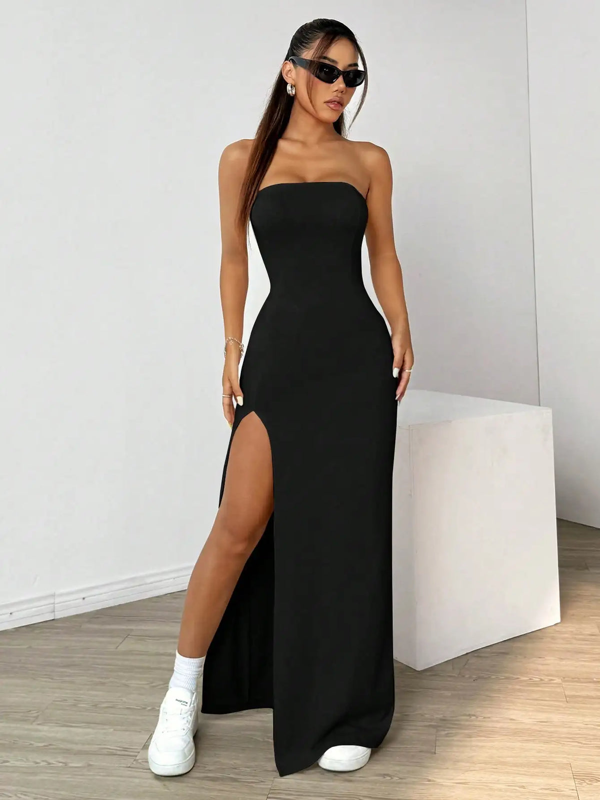 Vestido Longo Tomara que Caia Preto Fenda Lateral Festa