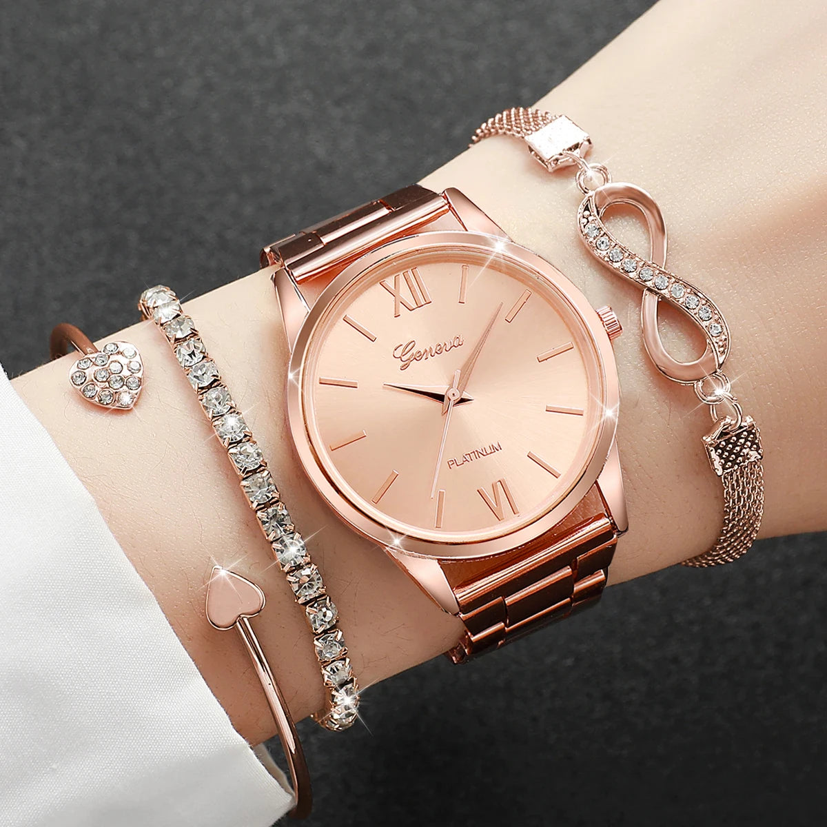 Conjunto 4 Peças Relógio Feminino com Strass e Pulseiras