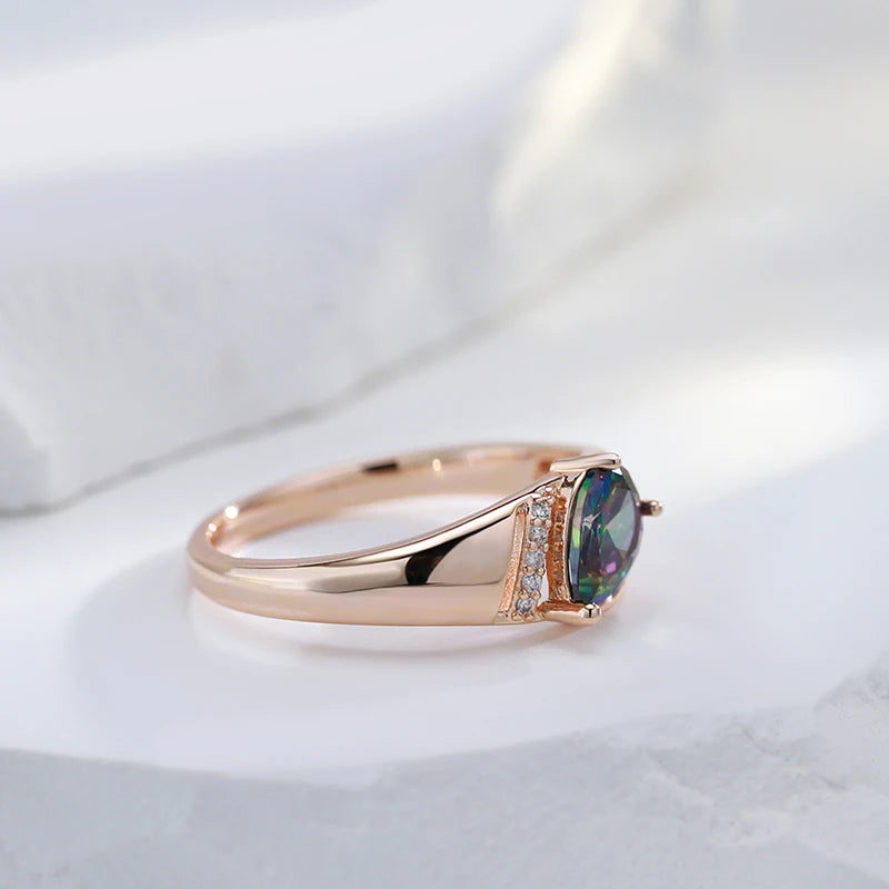 Anel Dourado Rosé com Zircônia Colorida