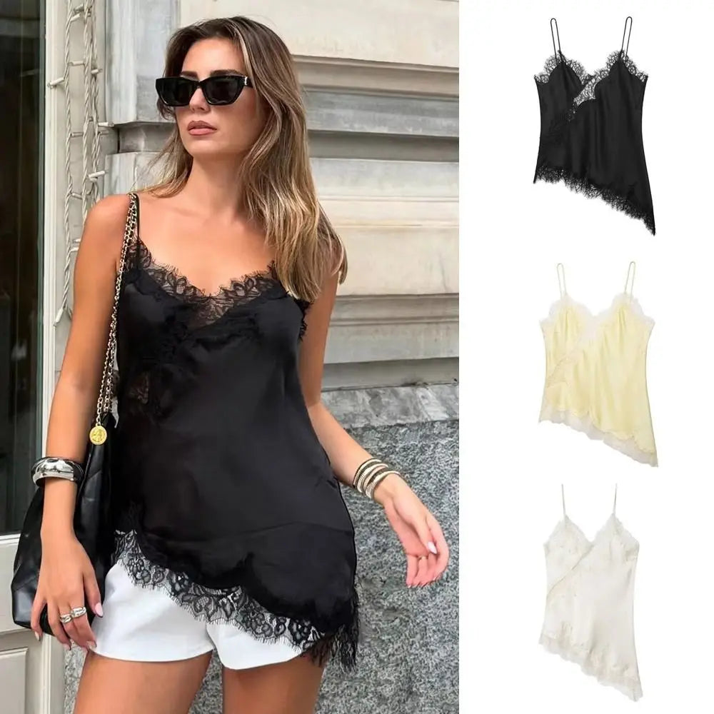 Blusa de renda assimétrica