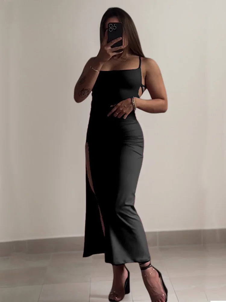 Vestido Curto Frente Única Justo no Quadril