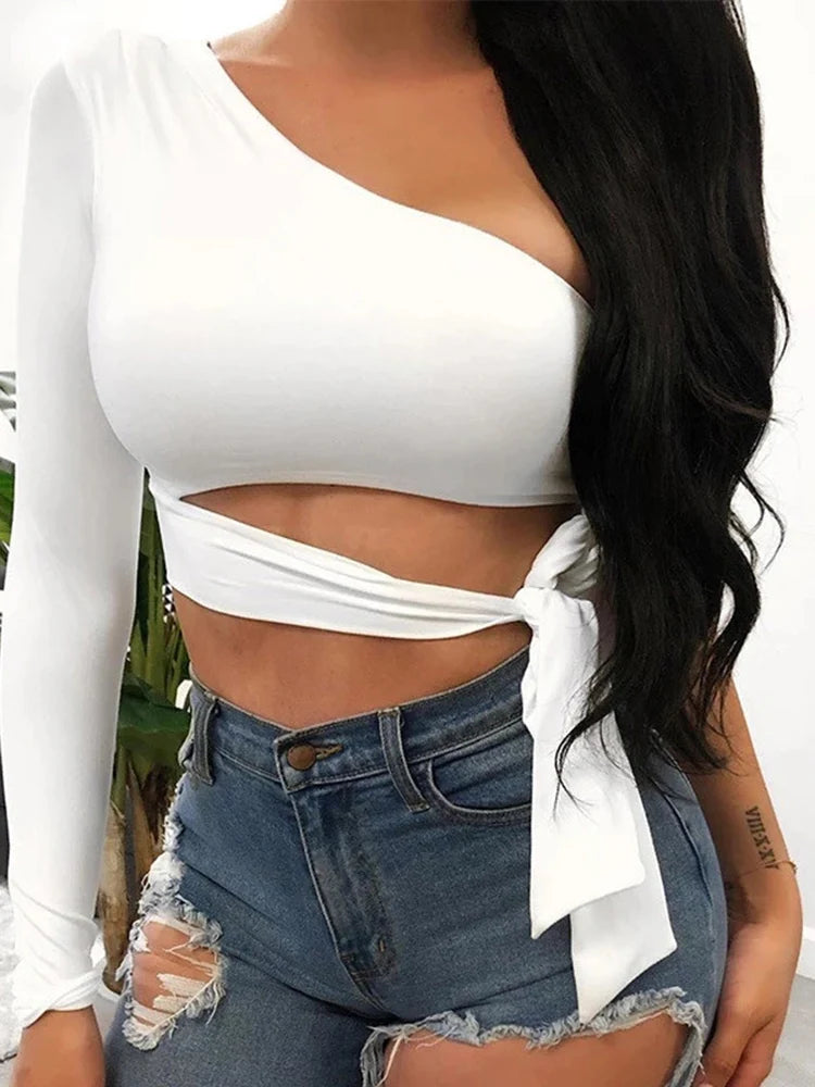 Blusa Feminina Slim de Manga Longa com Um Ombro Só e Laço