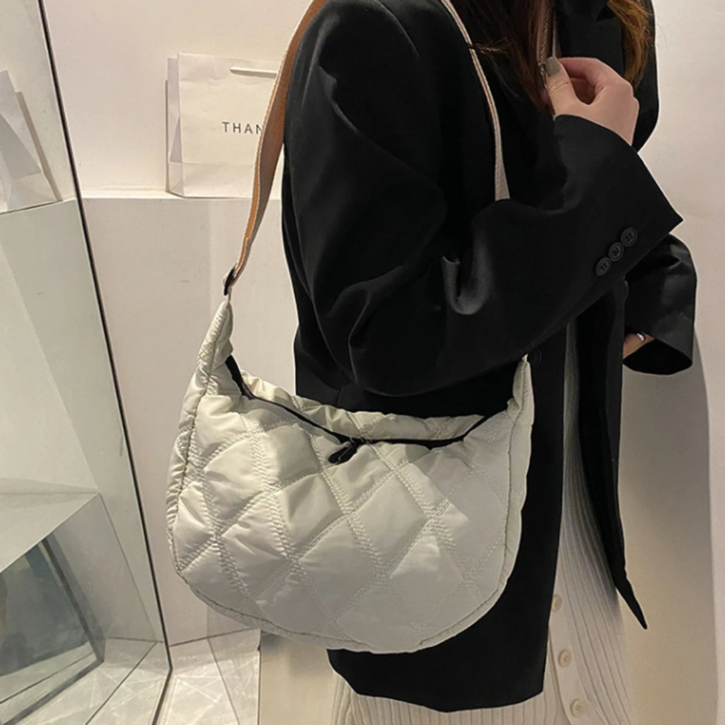 Bolsa de Ombro Feminina Matelassê Estilo Dumpling – Transversal Acolchoada Grande Capacidade