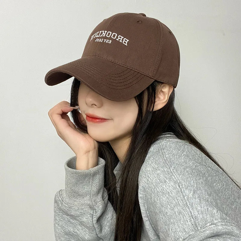 Boné Bordado com Letras Estilo Coreano Hip-Hop Unissex