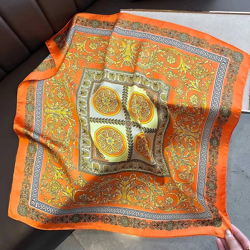 Lenço de Cetim Quadrado Estampado 70x70cm – Bandana Elegante para Cabelo, Pescoço e Bolsa