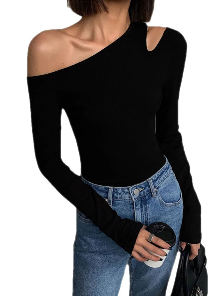 Blusa Feminina Slim Ombro Único com Gola Assimétrica