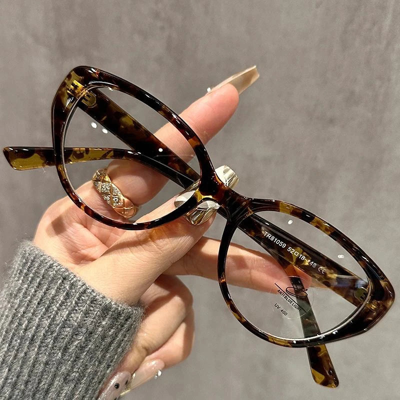 Óculos Anti Luz Azul Gatinho Vintage Feminino, Leve em TR90 para Uso Diário e Escritório