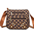 Bolsa Feminina Casual de Ombro em Material Sintético com Design Patchwork e Alça Ajustável