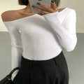 Blusa Feminina Slim Ombro Único com Gola Assimétrica